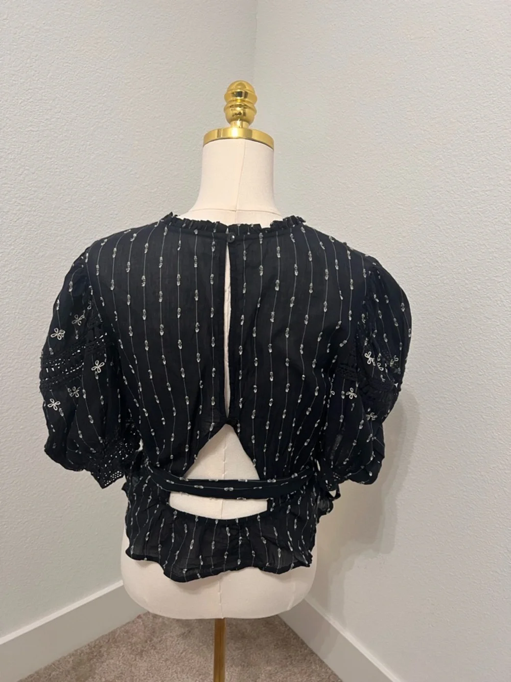 Anthropologie Rahi Black Lace Peplum Blouse Puff Sleeve Tie Waist Boho Top L